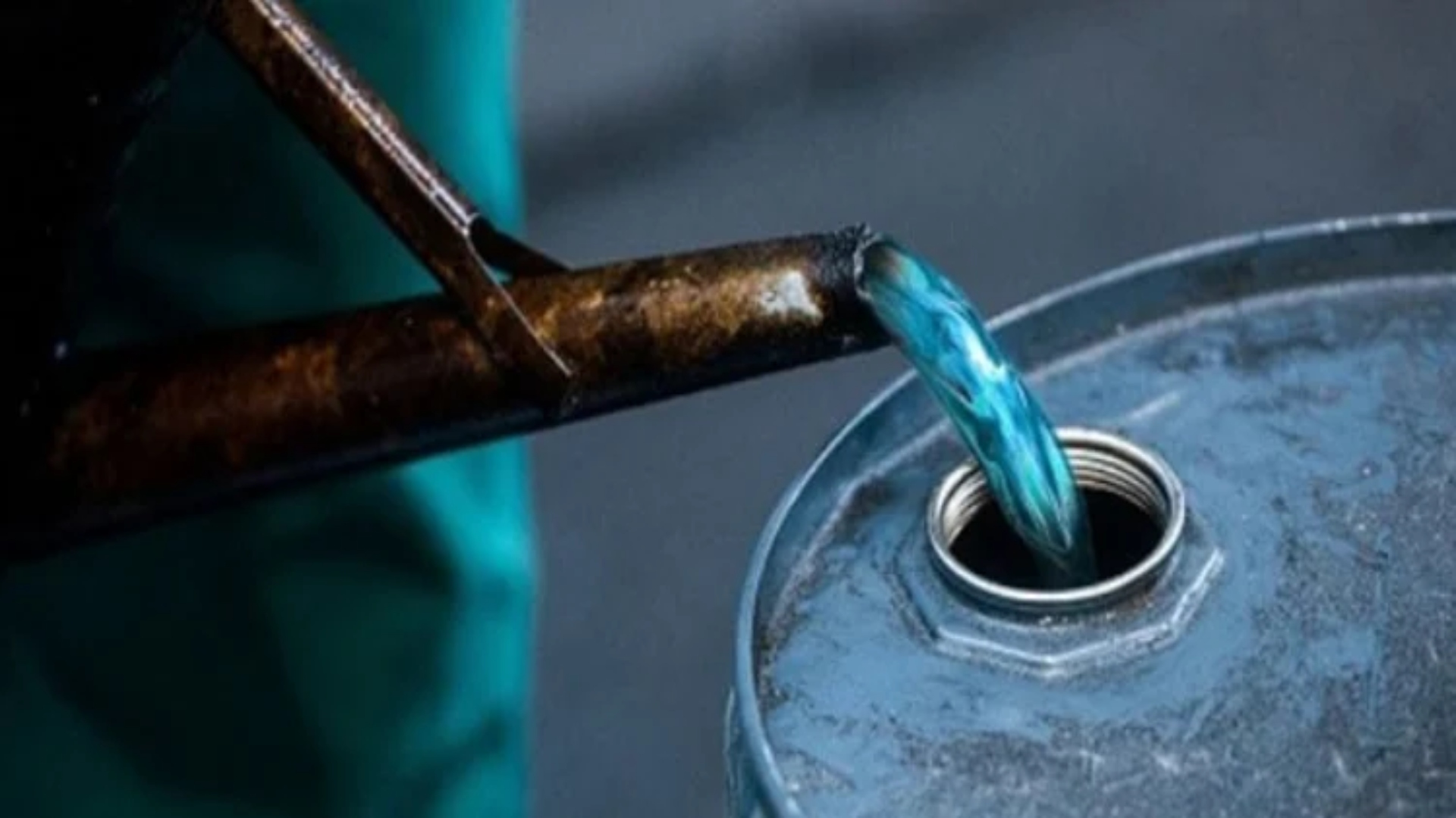 پیٹرول  کے بعد مٹی کے تیل کی قیمت میں بھی تاریخی اضافہ