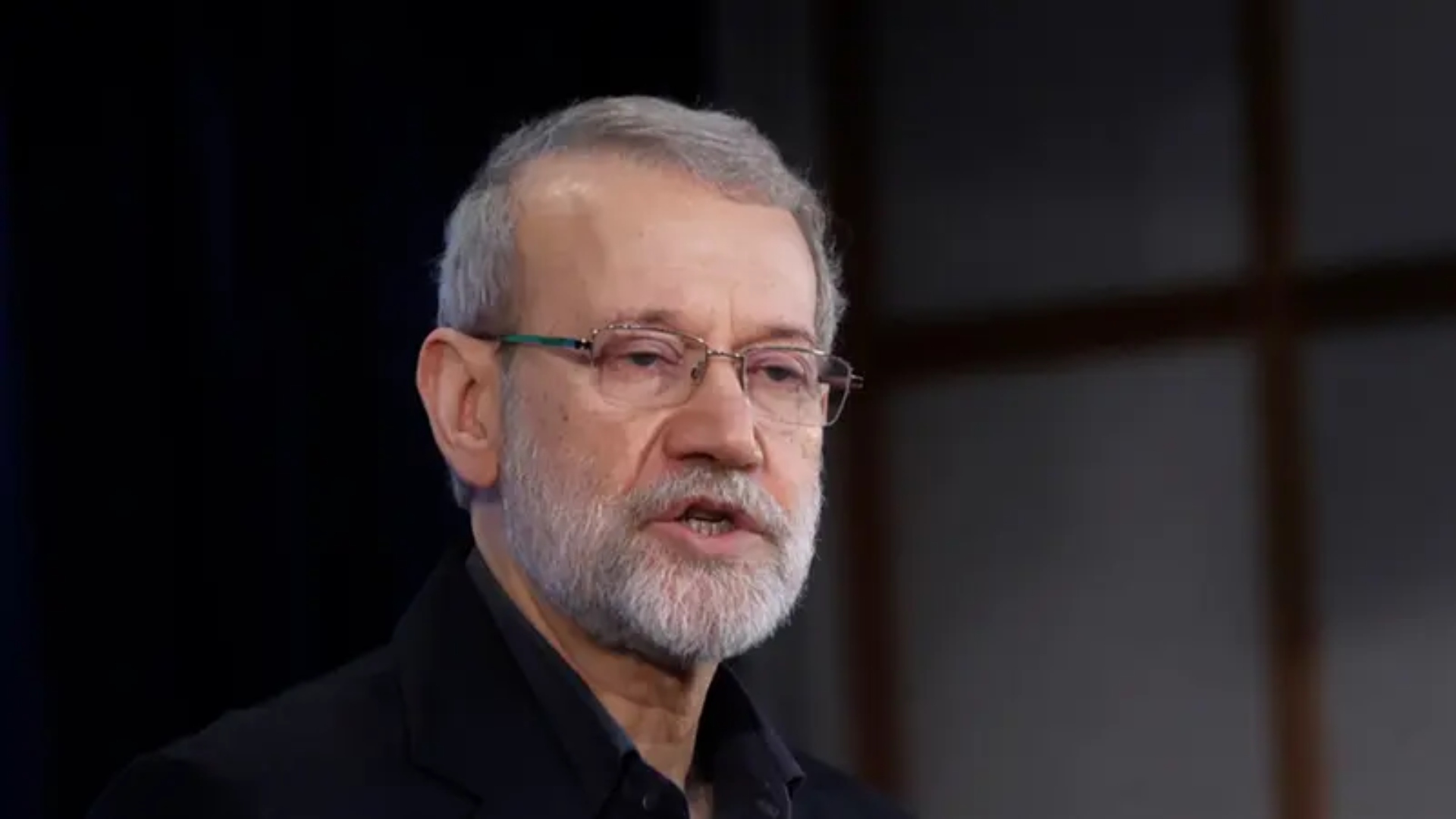 نئے سپریم لیڈر موجودہ حالات میں قیادت کرسکتے ہیں ، علی لاریجانی