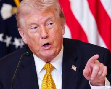 صدر ٹرمپ نے آبنائے ہرمز کو کھولنے کیلئے ایران کو 48 گھنٹے کا الٹی میٹم دیدیا