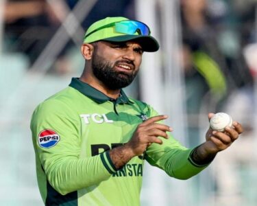 بال ٹیمپرنگ کیس : فخر زمان پر کتنے میچز کی پابندی لگنے کا امکان ہے ؟