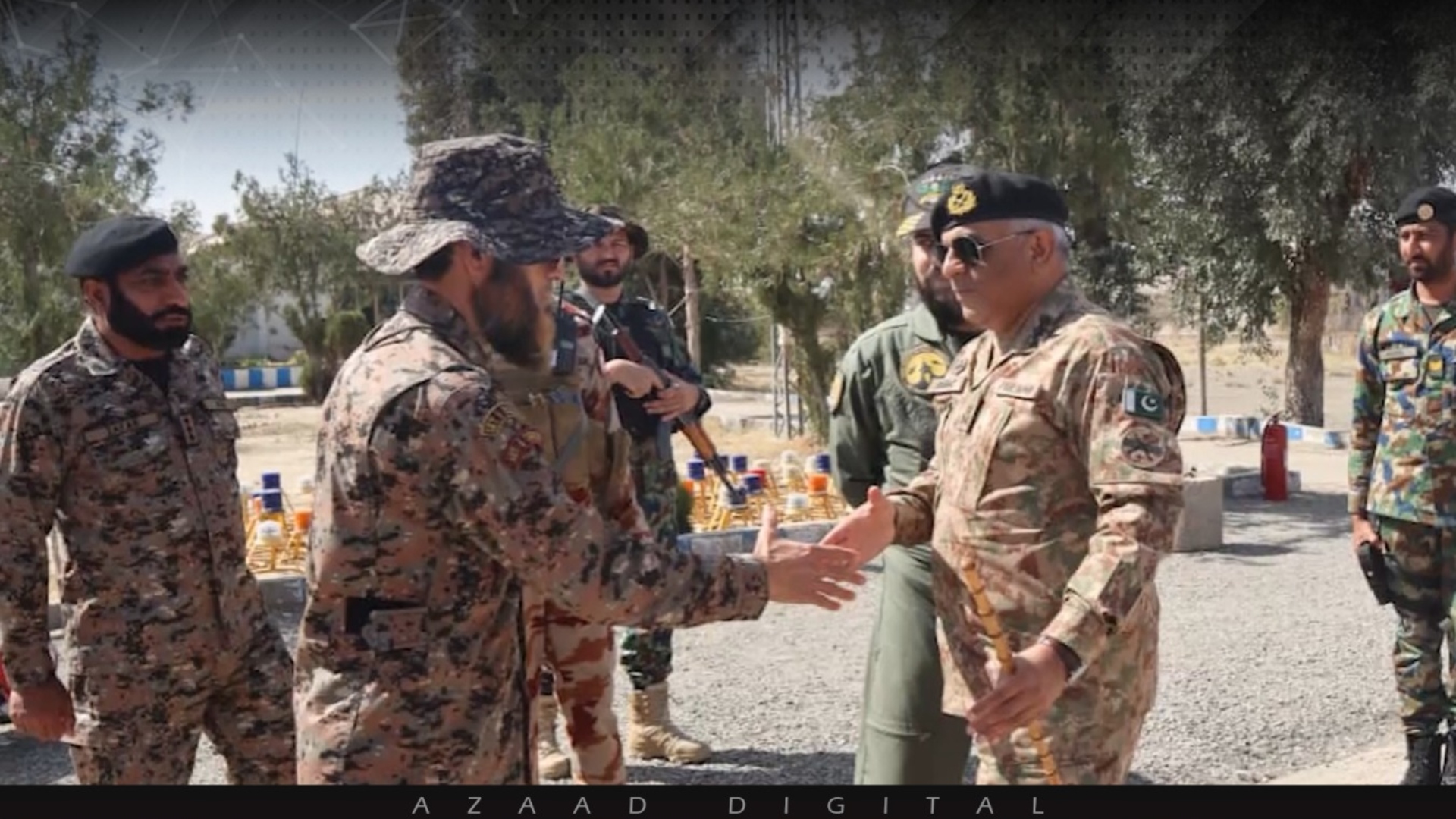 کمانڈر12 کور کا ژوب و سمبازہ کا دورہ، دہشتگردوں کیخلاف جوانوں کی جرات مندانہ کارروائیوں کی تعریف