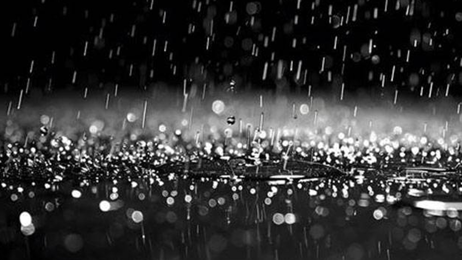 مختلف علاقوں میں بارش، موٹرویز اور قومی شاہراہوں پر سفر کرنے والوں کیلئے ایڈوائزری جاری