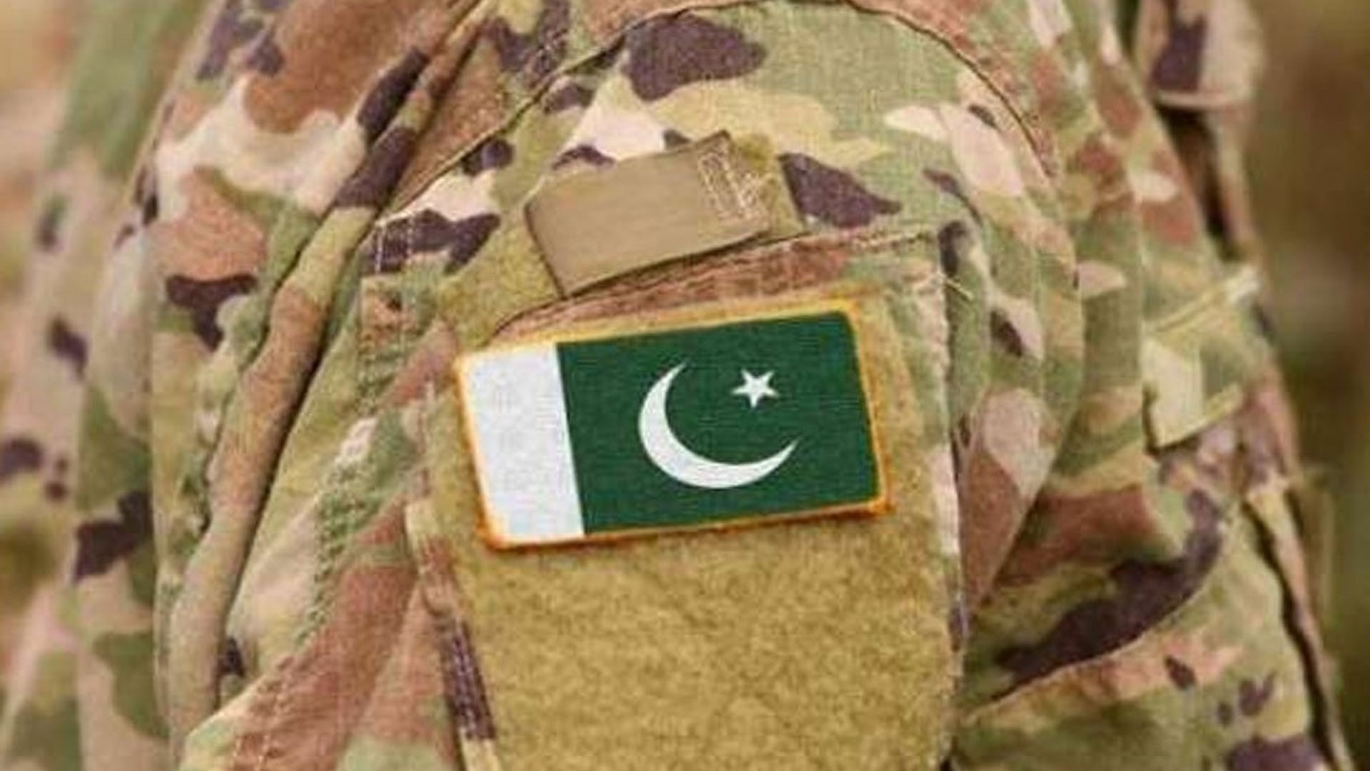 افغان طالبان کو  فیصلہ کرنا ہوگا کہ وہ پاکستان کے ساتھ کھڑے ہیں یا دہشتگردوں کے ساتھ ، سینئر سیکورٹی عہدیدار