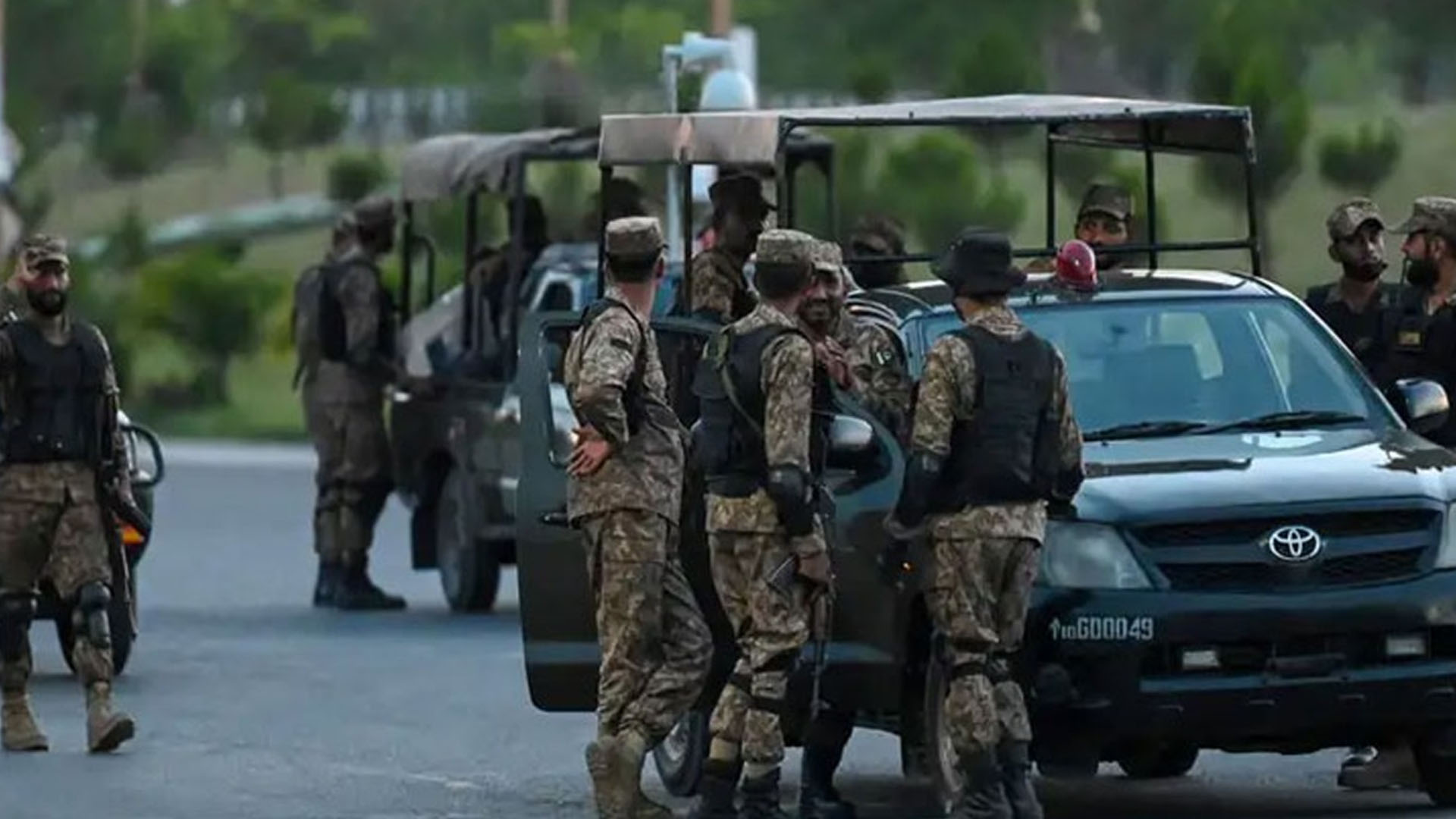 ژوب سیکٹر میں گُڈوانہ انکلیو پر دراندازی کی کوشش ناکام، سیکیورٹی فورسز کی بروقت کارروائی، 12 دہشتگرد،ہلاک،پوسٹیں تباہ