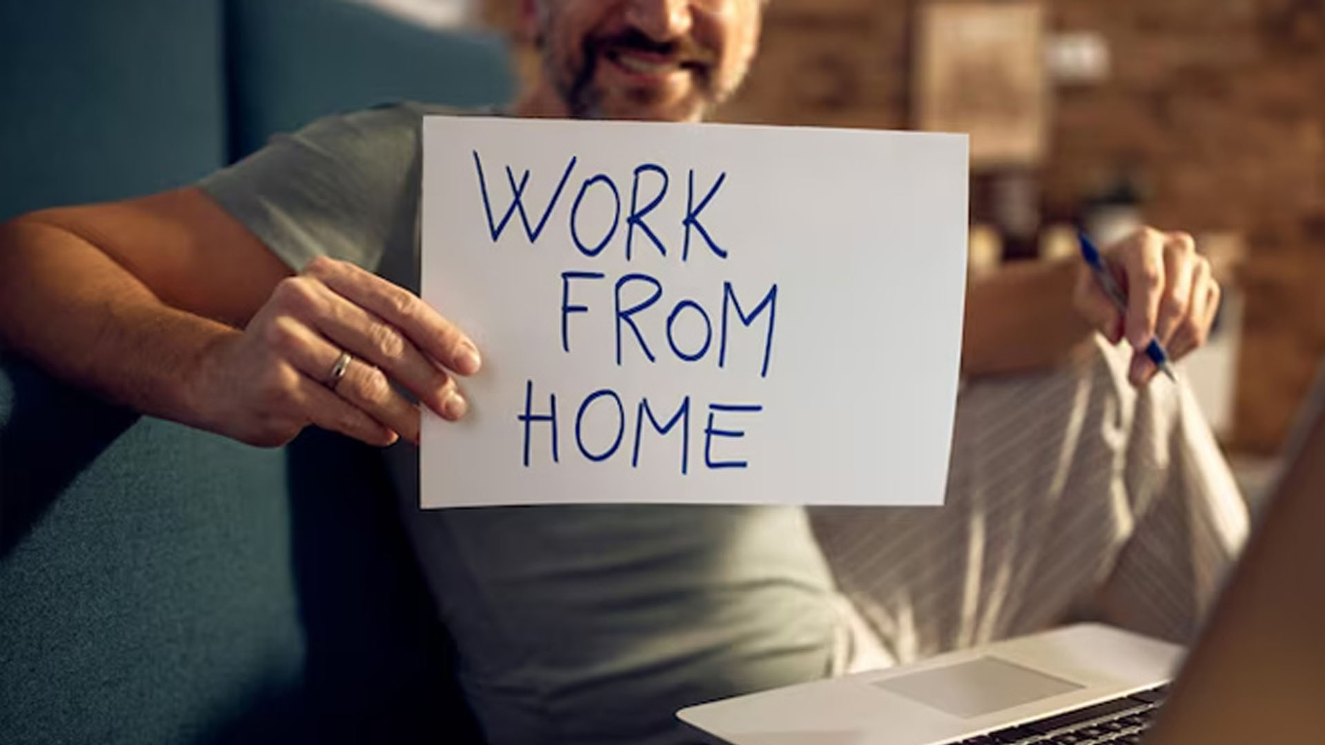 ورک فرام ہوم ، آن لائن کلاسز، محکمہ توانائی پنجاب نے توانائی  بچت کیلئے تجاویز پیش کردیں