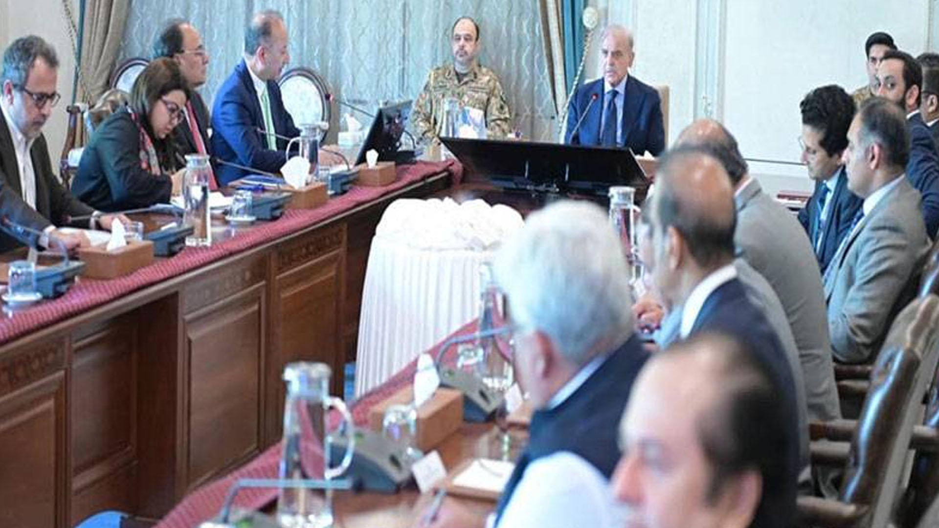 وزیر اعظم کا کم آمدنی والے افراد کے لیے بڑا اعلان