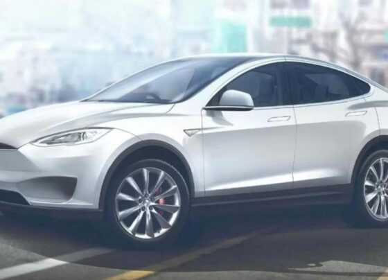 ٹیسلا کا عام صارفین کیلئے چھوٹی اور سستی ایس یو وی متعارف کروانے کا اعلان