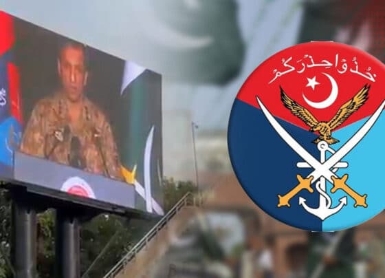 واہگہ بارڈر 'ناؤ جسٹ ویٹ فار آور ریسپانس' کے نعروں سے گونج اٹھا