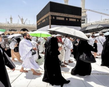 عازمین حج ہوشیار ! ایک غلطی جو آپ کو مہنگی پڑ سکتی ہے؟