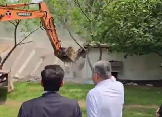 وزیر داخلہ محسن نقوی کی سربراہی میں تجاوزات کے خلاف آپریشن