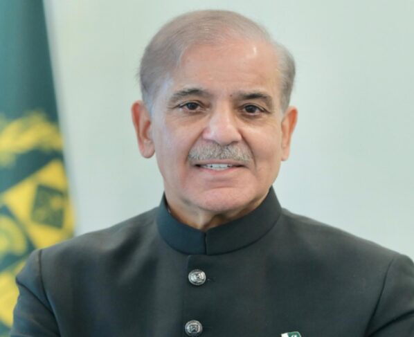 پاکستان اقوام عالم میں سر فخر سے بلند کیے ترقی و خوشحالی کا سفر جاری رکھے گا، وزیراعظم