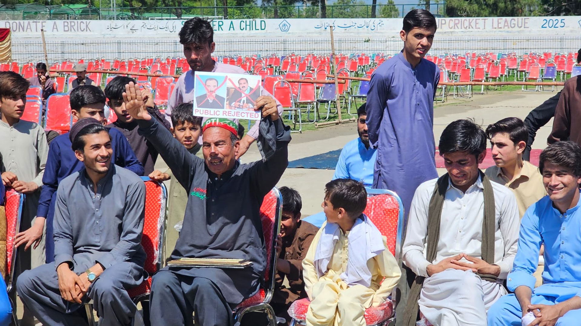 باجوڑ میں پی ٹی آئی کا جلسہ ایک بار پھر ناکام، عوام کی عدم دلچسپی، کارکنوں نے بھی مقامی قیادت کو مسترد کر دیا