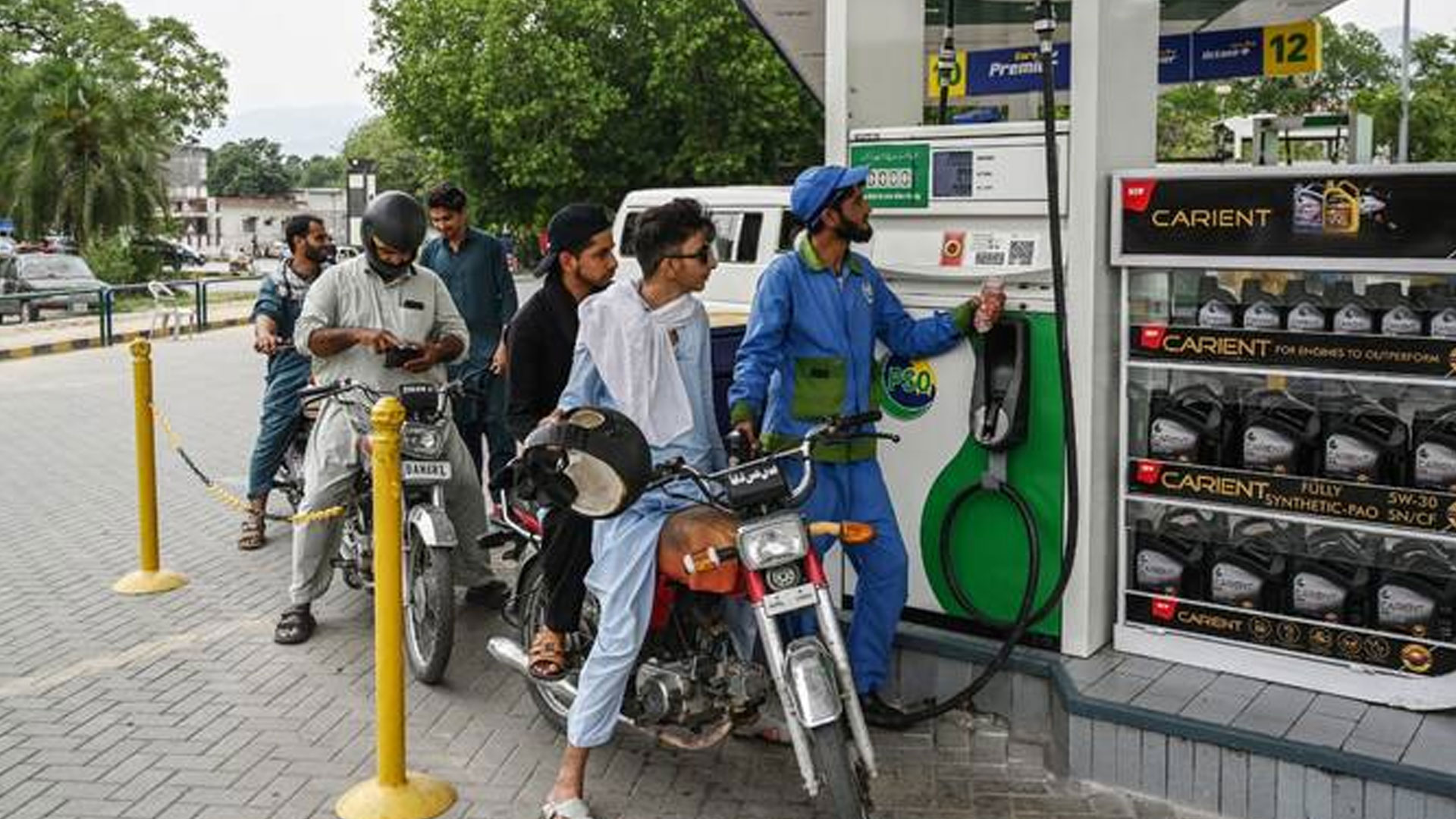 مفت پیٹرول حاصل کرنے لیے یہ ایپ ڈاؤن لوڈ کریں، عوامی ریلیف کے لیے بڑا اعلان