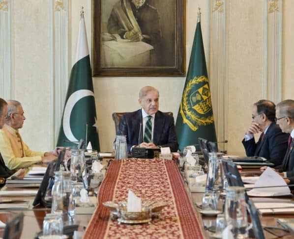 ایران ہمسایہ ملک، قیام امن کے لیے پاکستان کی کوششیں جاری ہیں، شہباز شریف