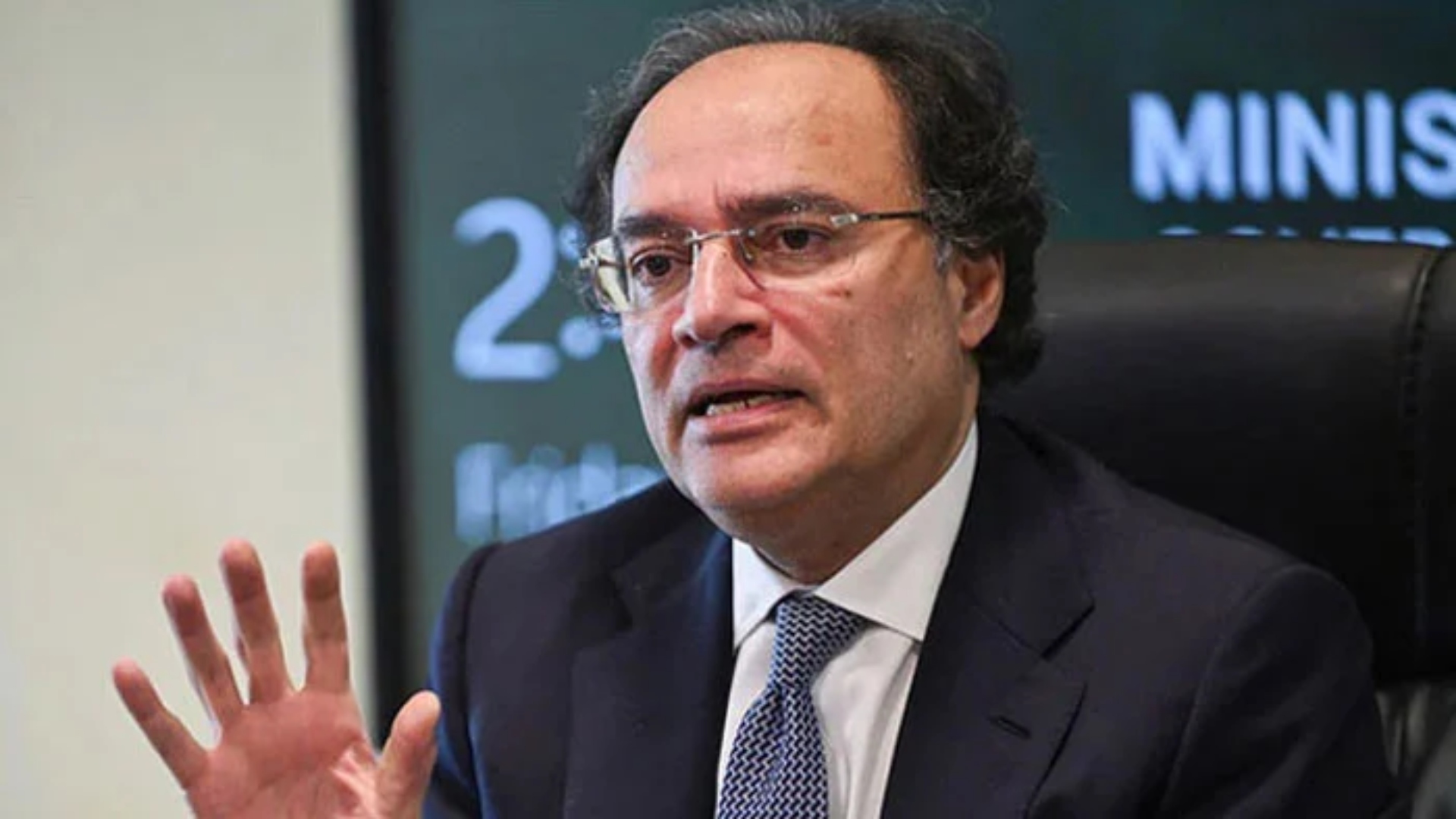 آئی ایم ایف سے اسٹاف لیول معاہدہ طے پا چکا، منظوری مئی کے اوائل میں متوقع ہے، وزیر خزانہ