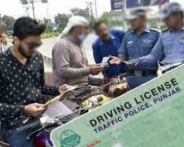 ڈرائیونگ لائسنس بنوانے والے موٹر سائیکل سواروں کیلئے اہم خبر