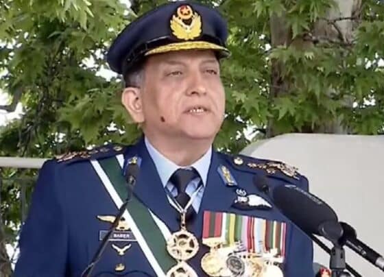 پاکستان مذاکرات پر یقین رکھنے والا پرامن ملک، کسی بھی جارحیت کا منہ توڑ جواب دیا جائیگا ، ایئر چیف