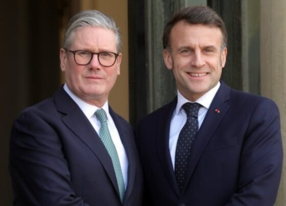 اسٹارمر اور میکرون کے درمیان ٹیلیفونک رابطہ، برطانوی وزیراعظم کا مستقل جنگ بندی پر زور