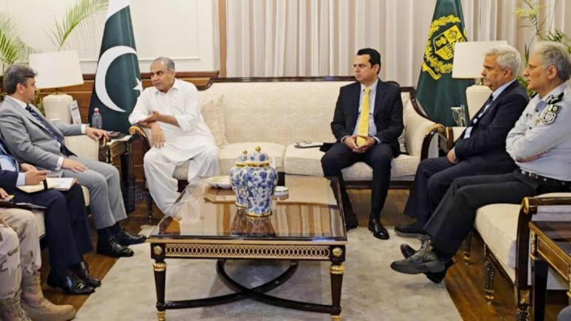 وزارت داخلہ و دفاع کی مشترکہ حکمت عملی،  ایئرپورٹس کی سیکیورٹی بہتر بنانے کا فیصلہ