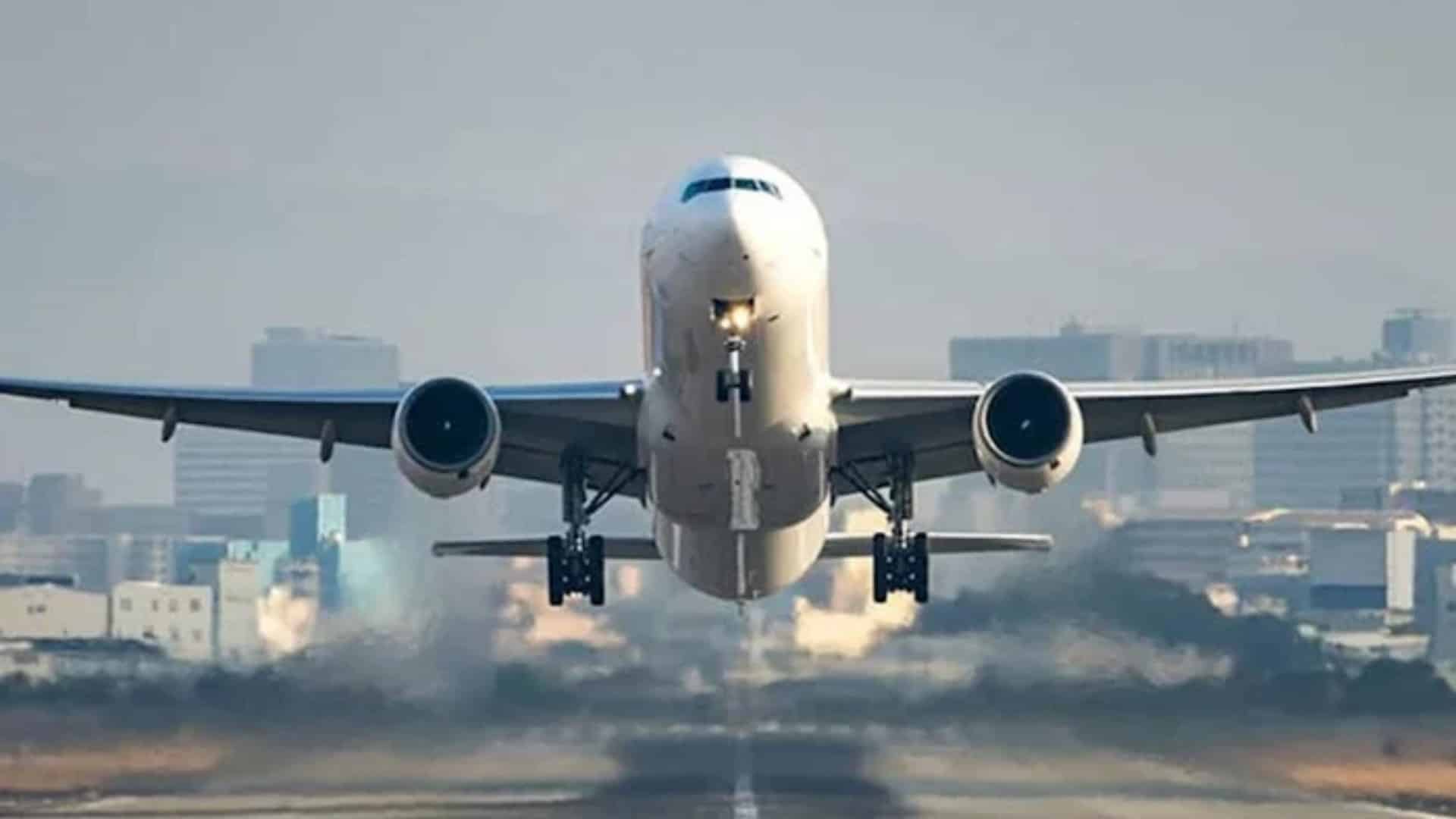 ایران کا فضائی حدود جزوی طورپر کھولنے کا اعلان