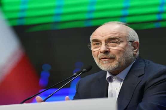 امریکی ناکہ بندی سے تیل کی عالمی قیمت 140 ڈالر تک پہنچ جائیگی، باقر قالیباف کا انتباہ