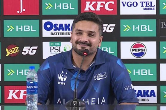 بابر اعظم ایک بار پھر اپنے حقیقی انداز میں واپس آئے ہیں، رومان رئیس