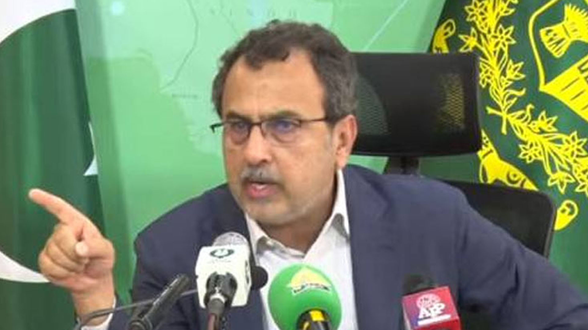 ایل این جی اور پن بجلی کی پیداوار بڑھنے سے لوڈ شیڈنگ ختم ہوجائے گی،وزیر توانائی