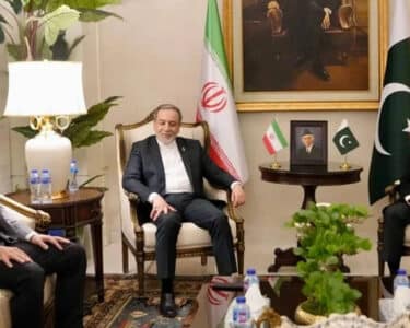 ایرانی وزیر خارجہ کی فیلڈ مارشل ، اسحاق ڈار سے ملاقات