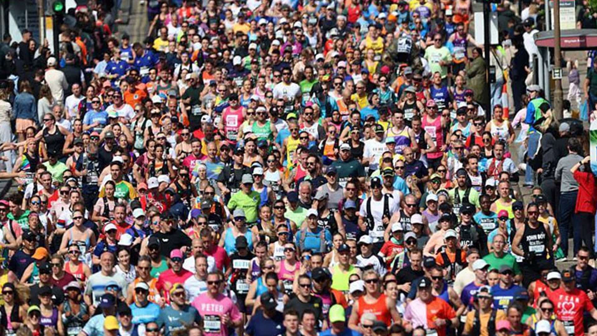 پاکستانی رنرز کی لندن میراتھون میں شاندار کارکردگی، تاریخ رقم