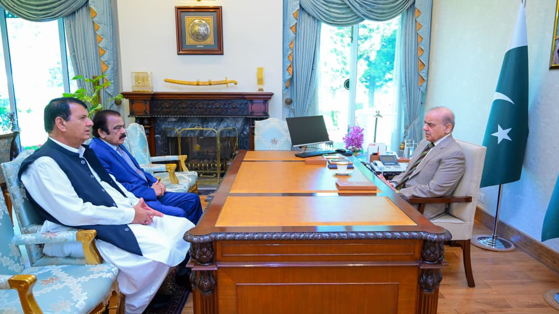 حکومت عوامی فلاح اور ملک کی ترقی کے لیے تمام وسائل بروئے کار لا رہی ہے، شہباز شریف