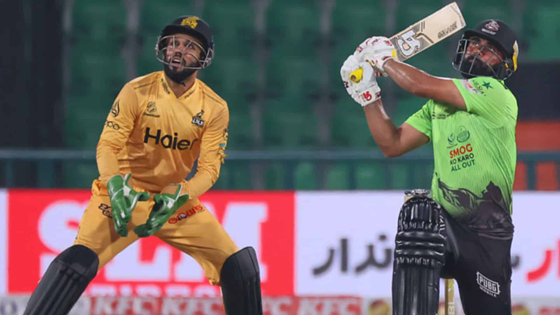 پی ایس ایل 11، دفاعی چیمپئن لاہور قلندرز نے پشاور زلمی کو 6 وکٹ سے ہرادیا