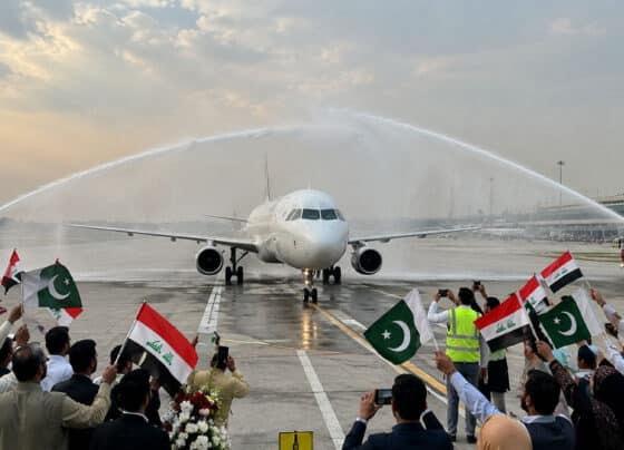 پاکستان، عراق فضائی رابطہ 86 دن بعد بحال، بغداد سے پہلی پرواز کراچی پہنچ گئی