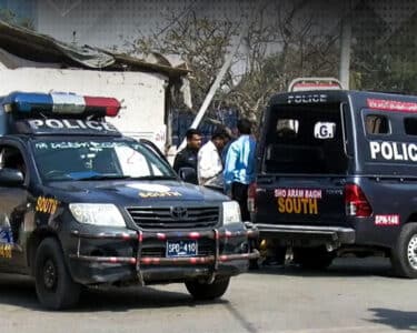 کراچی میں سیکیورٹی اداروں کا بڑا کریک ڈاؤن، گینگ وار کمانڈر مہراج ہلاک