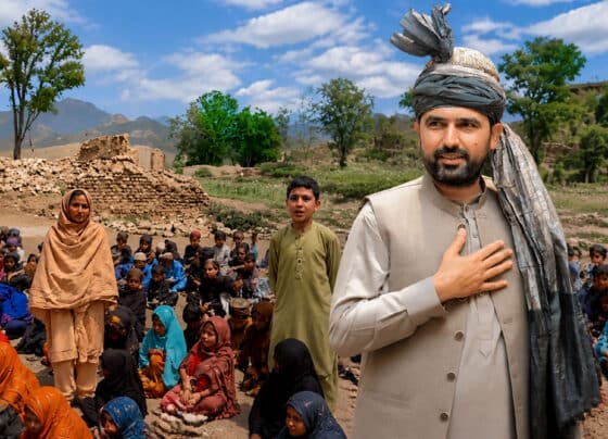 وزیراعلیٰ سہیل آفریدی کے اپنے ضلع کے دھول میں اَٹے بے بس بچے