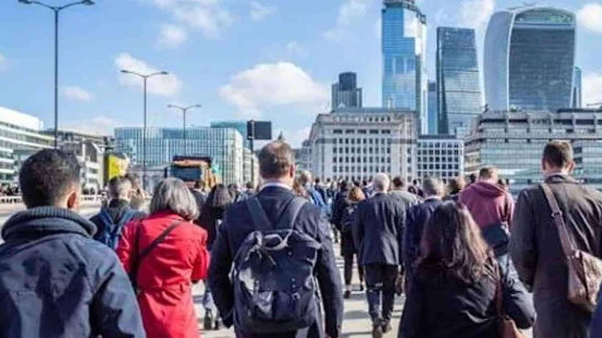 معاشی دباؤ کا اثر، برطانیہ میں ہزاروں ملازمین بے روزگار