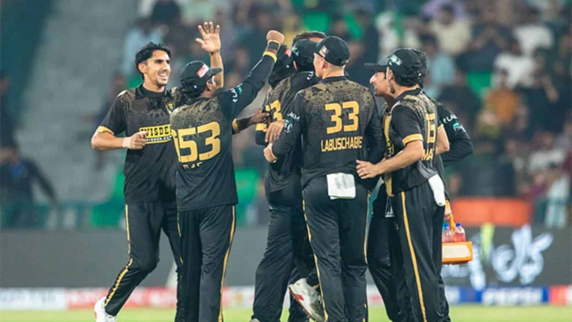 حیدرآباد کنگزمین نے اسلام آباد یونائیٹڈ کو 2 رنز سے شکست دے کر فائنل میں جگہ بنا لی