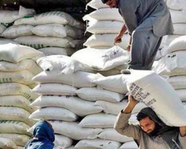 بجٹ سے قبل مہنگائی کا طوفان ، آٹے کی قیمتیں آسمان پر پہنچ گئیں