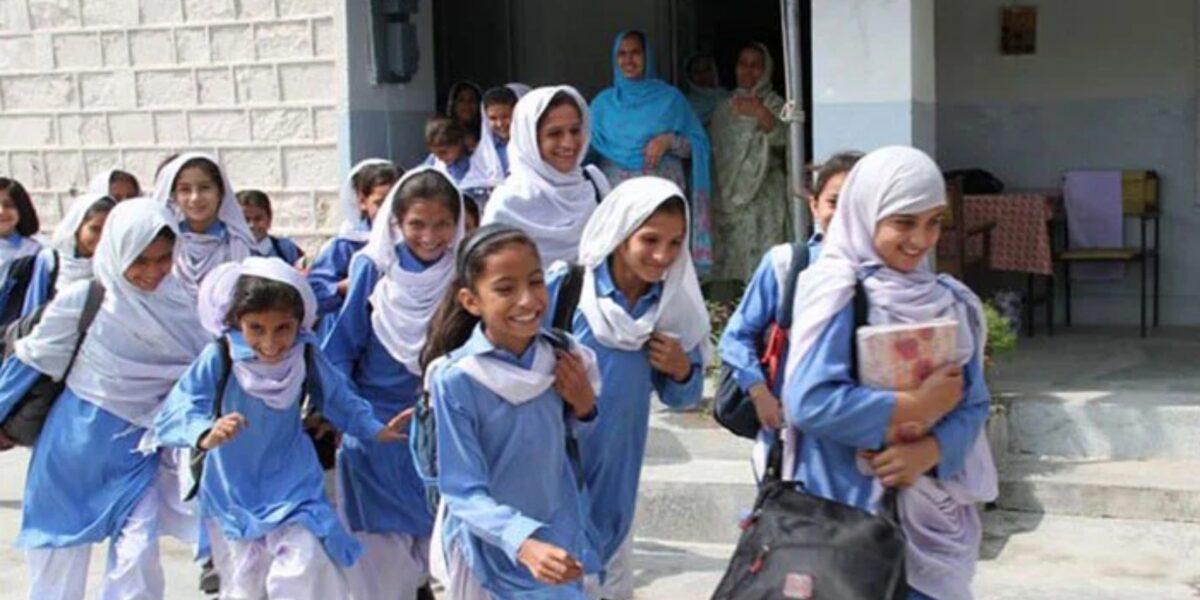 پنجاب حکومت کا سکولوں میں گرمیوں کی تعطیلات کا اعلان