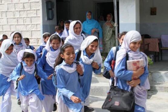 پنجاب حکومت کا سکولوں میں گرمیوں کی تعطیلات کا اعلان