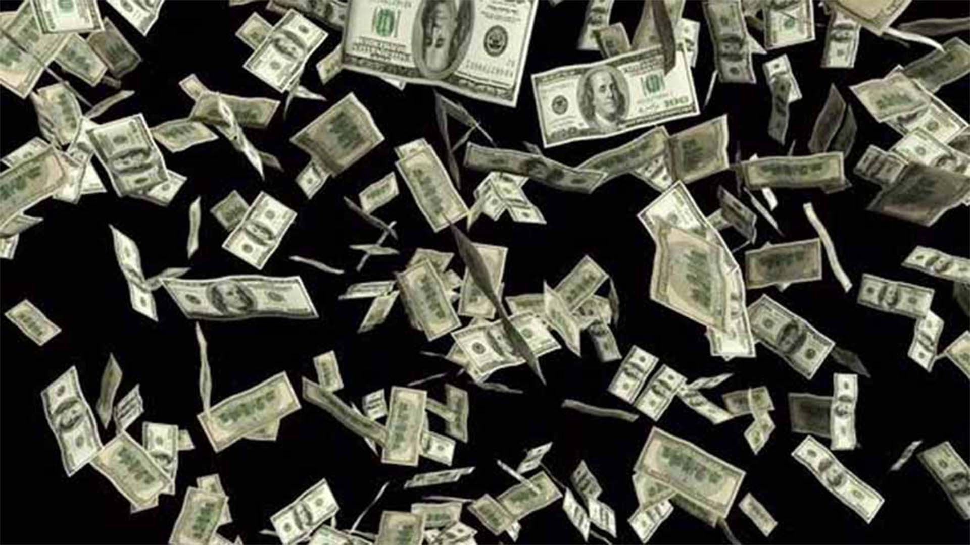 امریکا میں قسمت کا کھیل، پرانی گاڑی نے خاتون کو لاٹری جتوا دی
