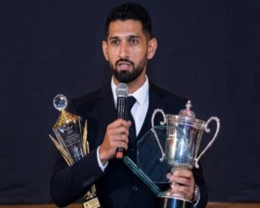 سکندر رضا کی بڑی کامیابی ، زمبابوے سپورٹس کے دو اہم ایوارڈز اپنے نام کرلیے