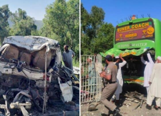 سوات ایکسپریس وے پر مسافر بس اور وین میں تصادم ،11 مسافر جاں بحق
