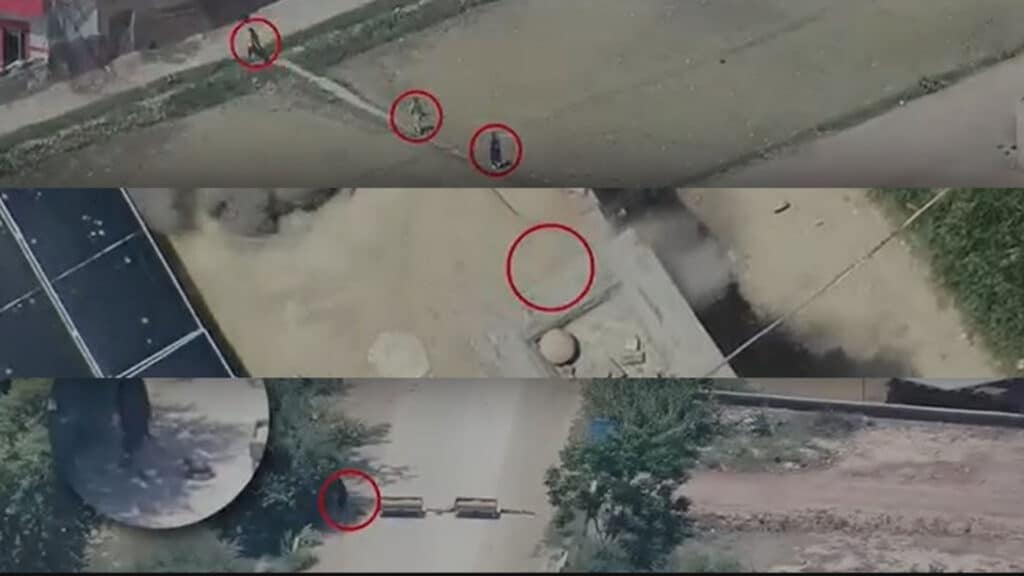 بنوں میں دہشتگردوں کے خلاف سیکورٹی فورسز، پولیس اور سی ٹی ڈی کے مشترکہ آپریشن کی ویڈیو جاری