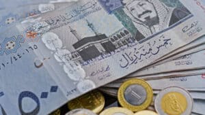 پاکستانی روپے کے مقابلے میں سعودی ریال اوردیگر غیر ملکی کرنسیو ں کے ریٹ