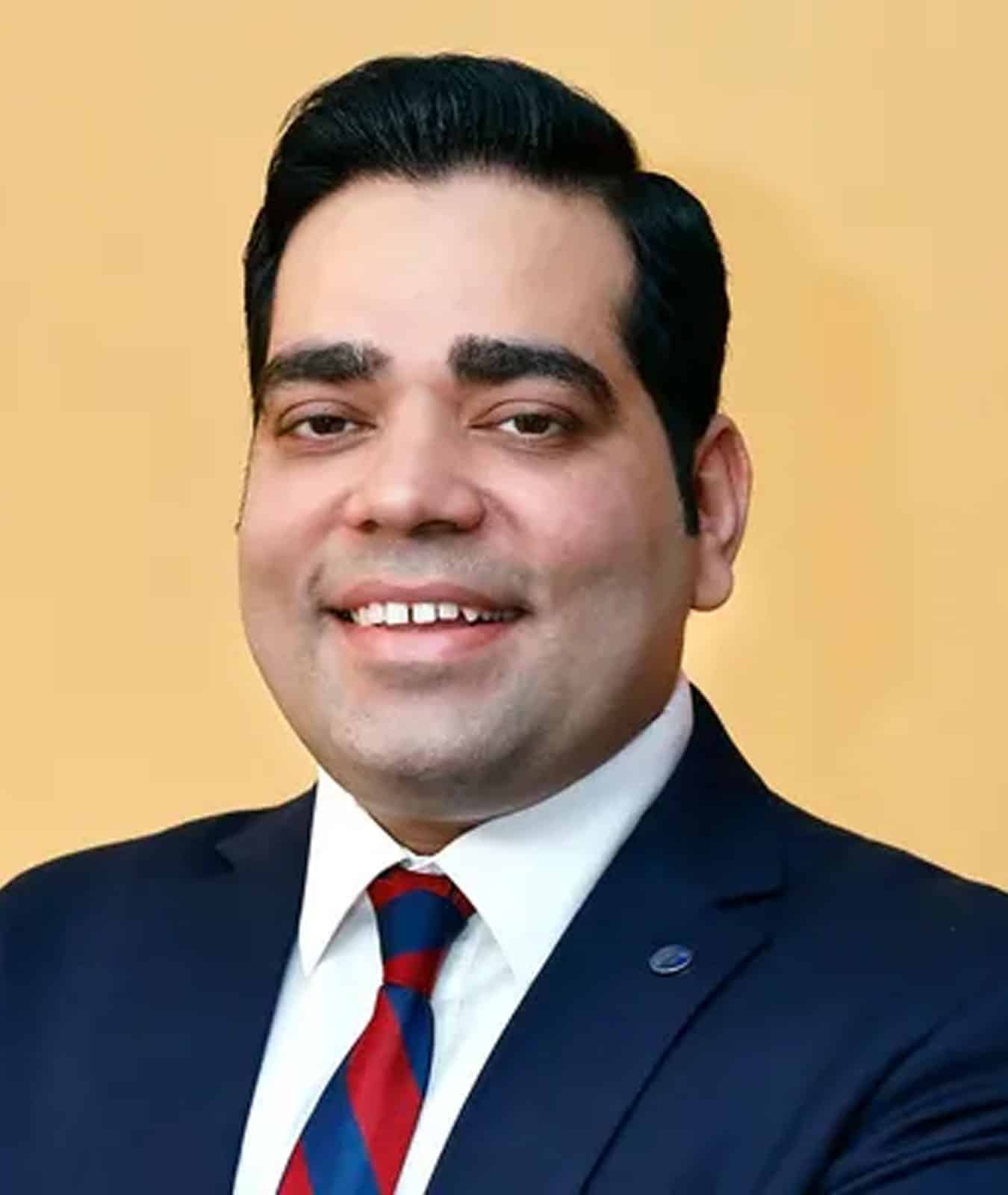 نوجوانوں کی آواز کو ایوانی انداز میں اجاگر کرنے والے فہد شہباز کون ہیں؟
