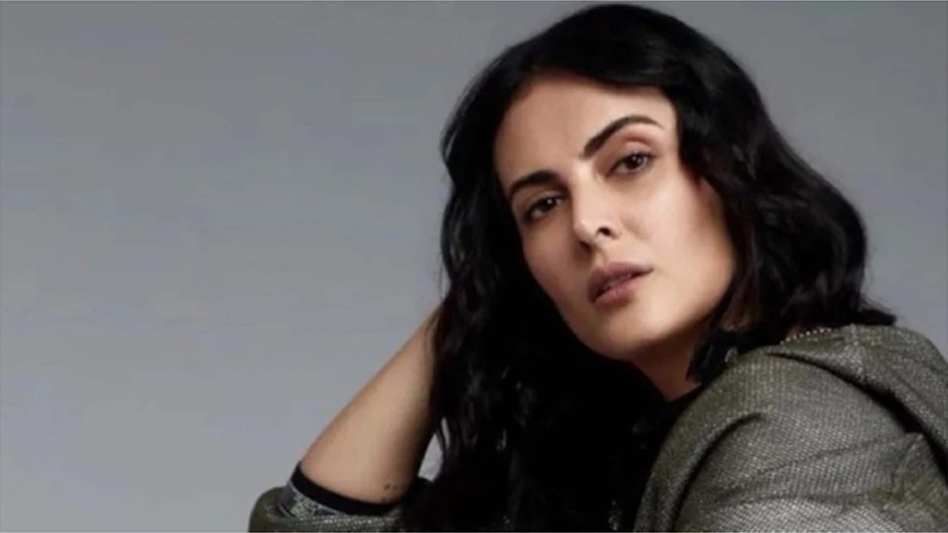 بھارت نے میرا ساتھ نہیں دیا، ایرانی اداکارہ مندانا کریمی کا ملک چھوڑنے کا اعلان