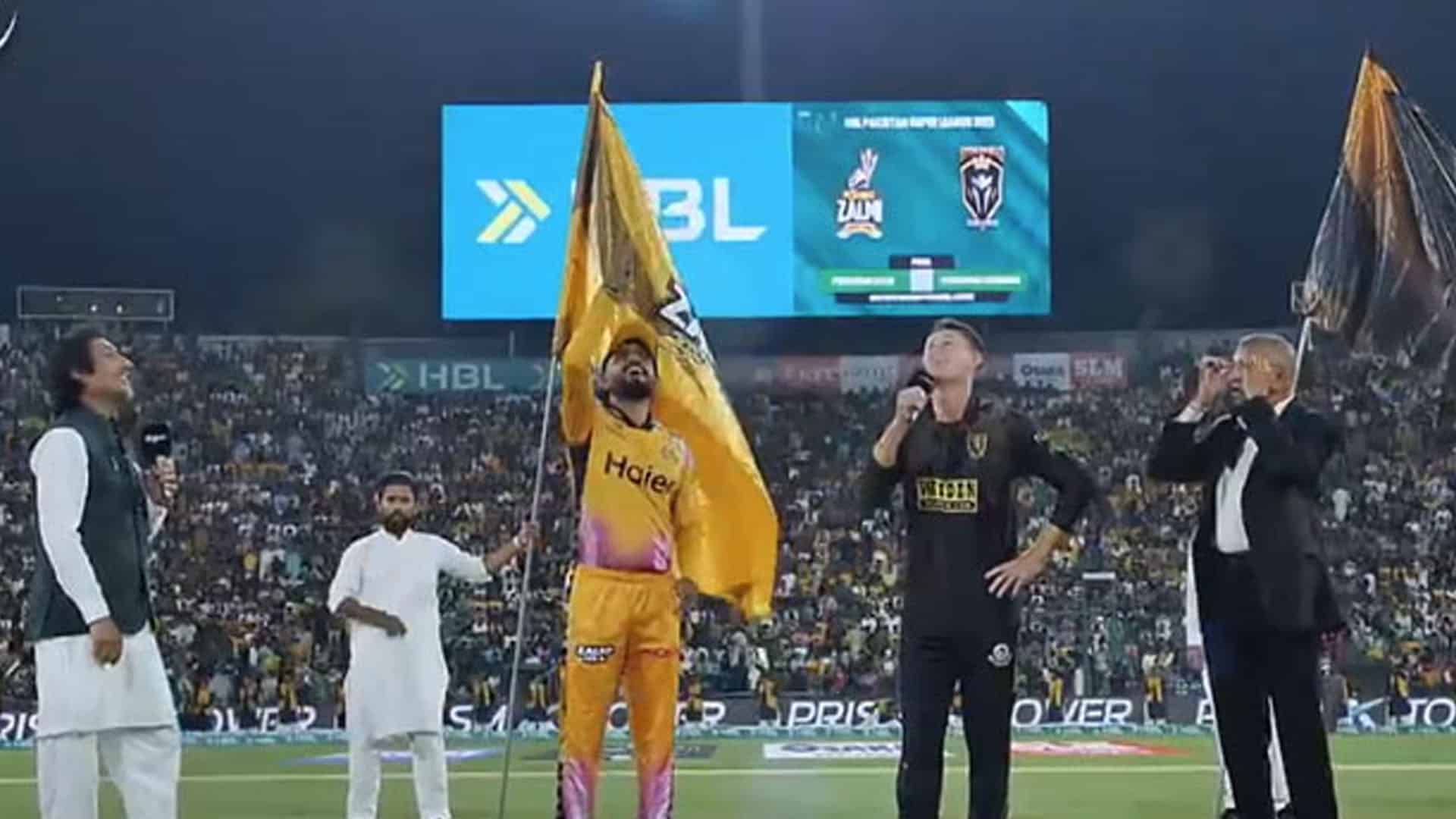پی ایس ایل 11 کا فائنل، ٹاس ہوگیا،حیدر آباد کنگز مین پہلے بیٹنگ کرے گی