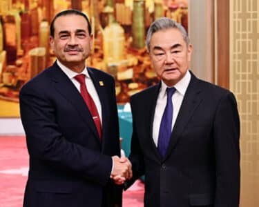 چینی وزیر خارجہ کی فیلڈ مارشل سے ملاقات