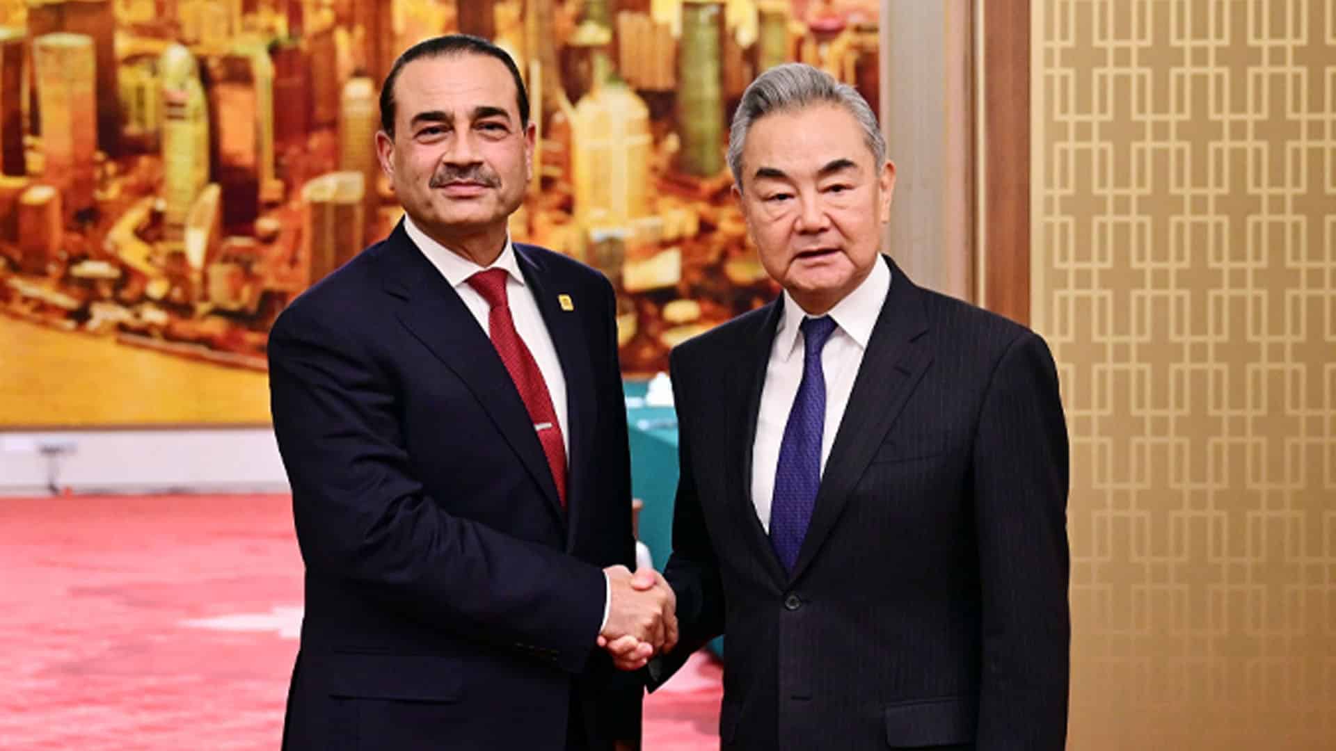 پاک فوج سی پاک کی تعمیر کیلئے تعاون جاری رکھے گی ،فیلڈ مارشل کی چین کو یقین دہانی