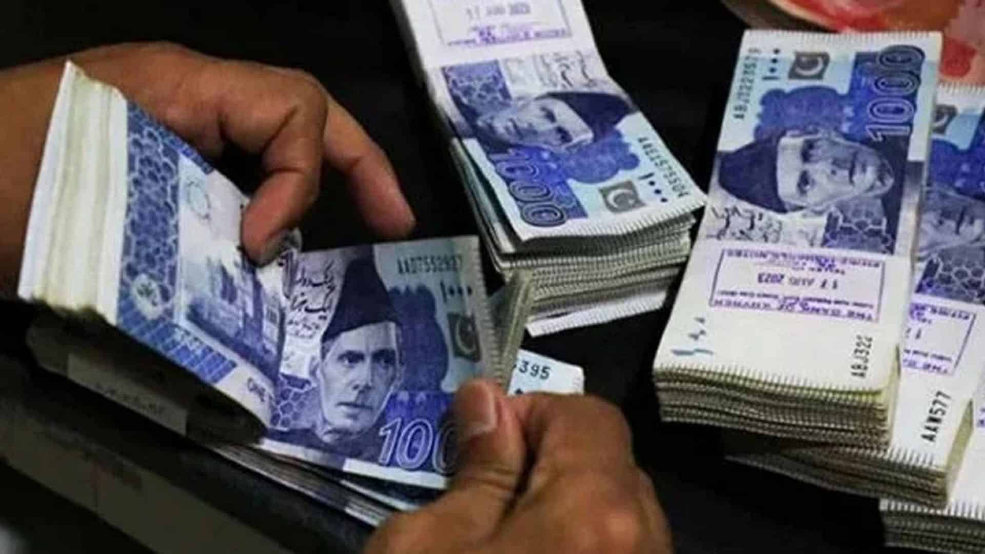 بجٹ میں تنخواہ دار طبقے کو ریلیف ملے گا یا نہیں ؟ حکومت کا اہم موقف سامنے آگیا